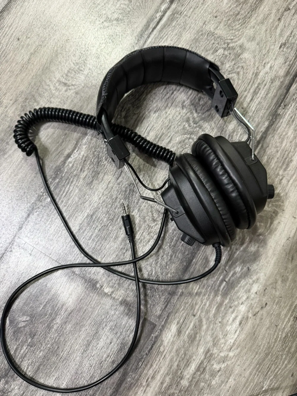 Vintage Black Over-Ear Headphones with Padded Headband